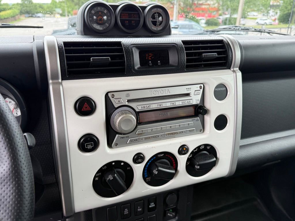 Used 2008 Toyota FJ Cruiser 4WD image 17