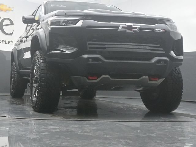 New 2026 Chevrolet Colorado ZR2 w/ Technology Package AWD/4WD image 3