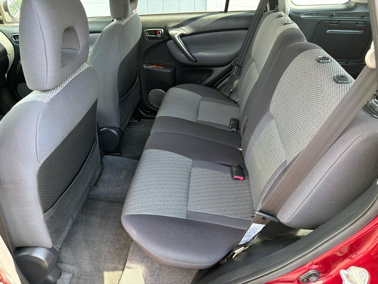 Used 2005 Toyota RAV4 2WD image 9