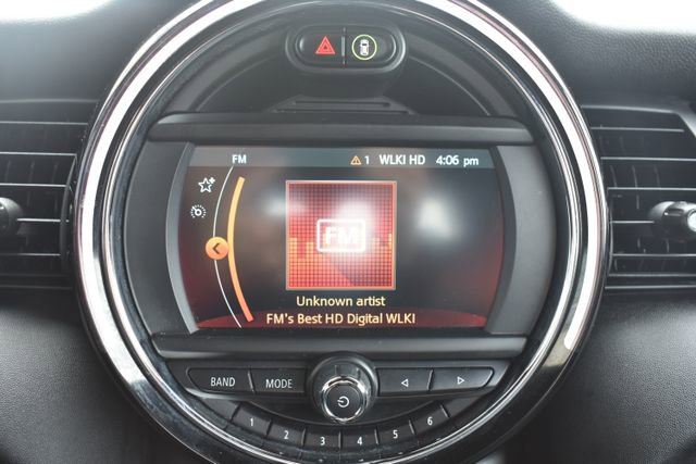 Used 2019 MINI Cooper S w/ Signature Upholstery Package FWD image 25