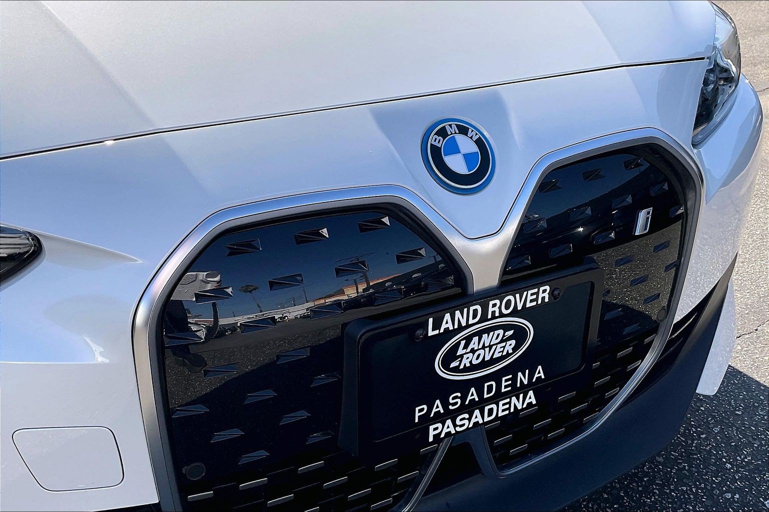 Used 2023 BMW i4 eDrive35 w/ Premium Package RWD image 30