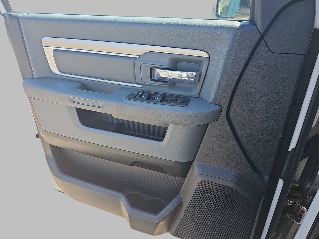 Used 2014 RAM 1500 Outdoorsman AWD/4WD image 31
