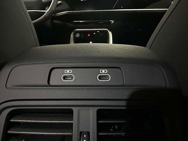 Used 2025 Audi Q5 Premium Plus w/ Premium Plus AWD/4WD image 14