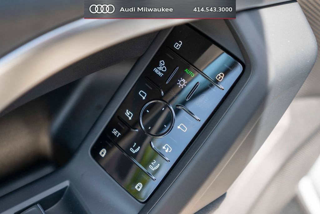 New 2026 Audi SQ5 Premium Plus AWD/4WD image 28