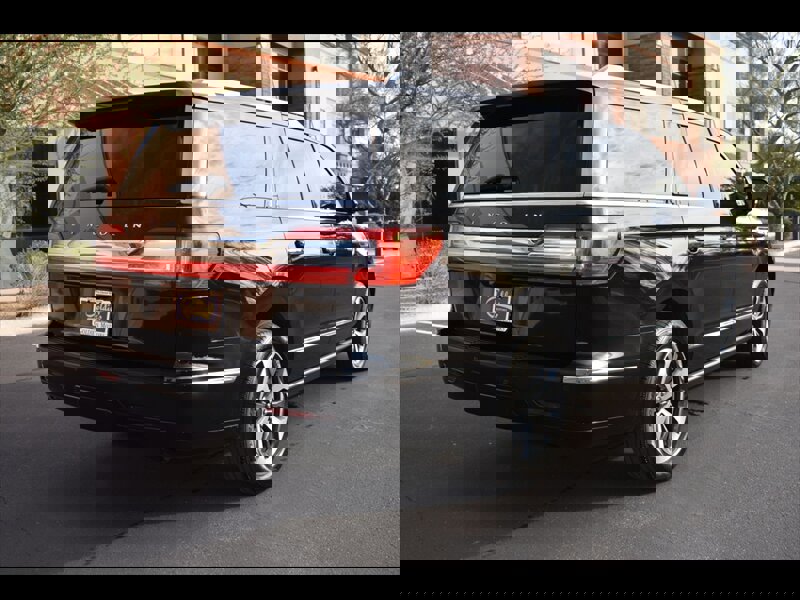 Used 2018 Lincoln Navigator L Select image 7