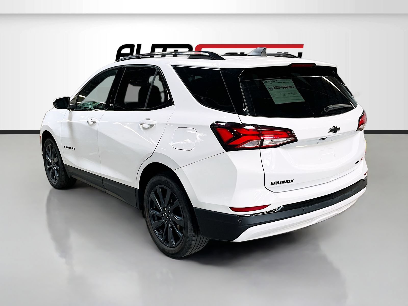 Used 2024 Chevrolet Equinox RS AWD/4WD image 5