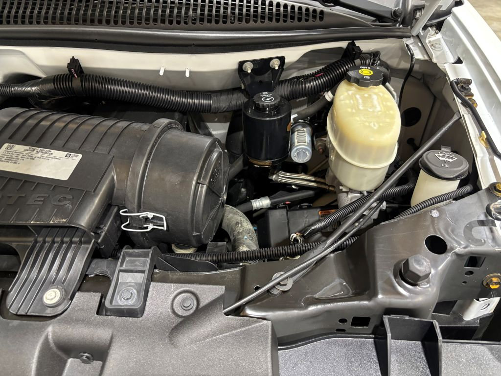 Used 2017 Chevrolet Express 2500 image 22