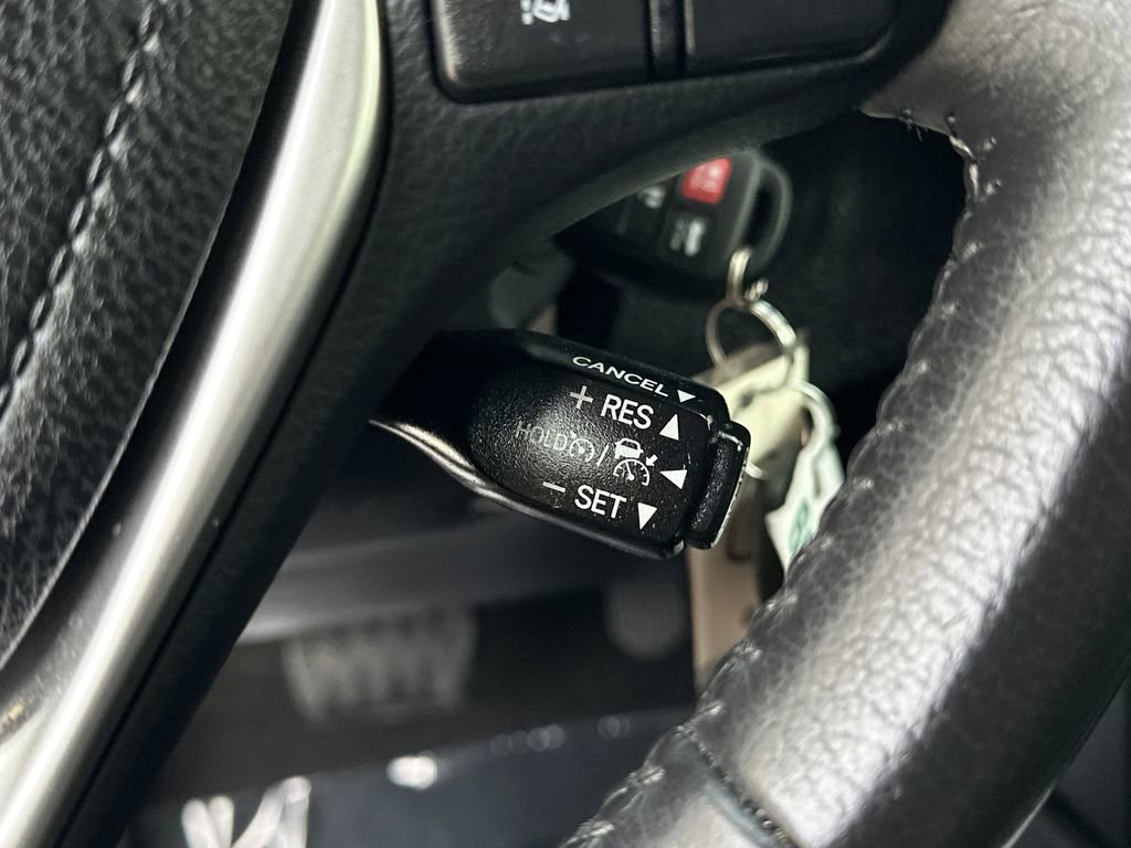 Used 2018 Toyota Corolla SE image 29