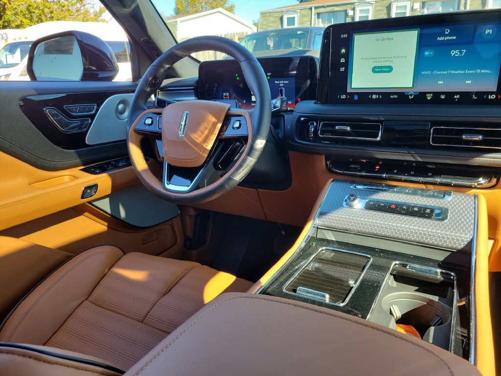 New 2027 Lincoln Aviator Black Label w/ Dynamic Handling Package AWD/4WD image 13