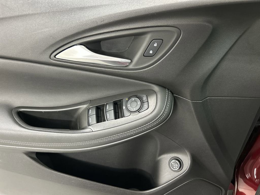 Certified 2023 Buick Encore GX Select w/ Sport Touring Package image 11