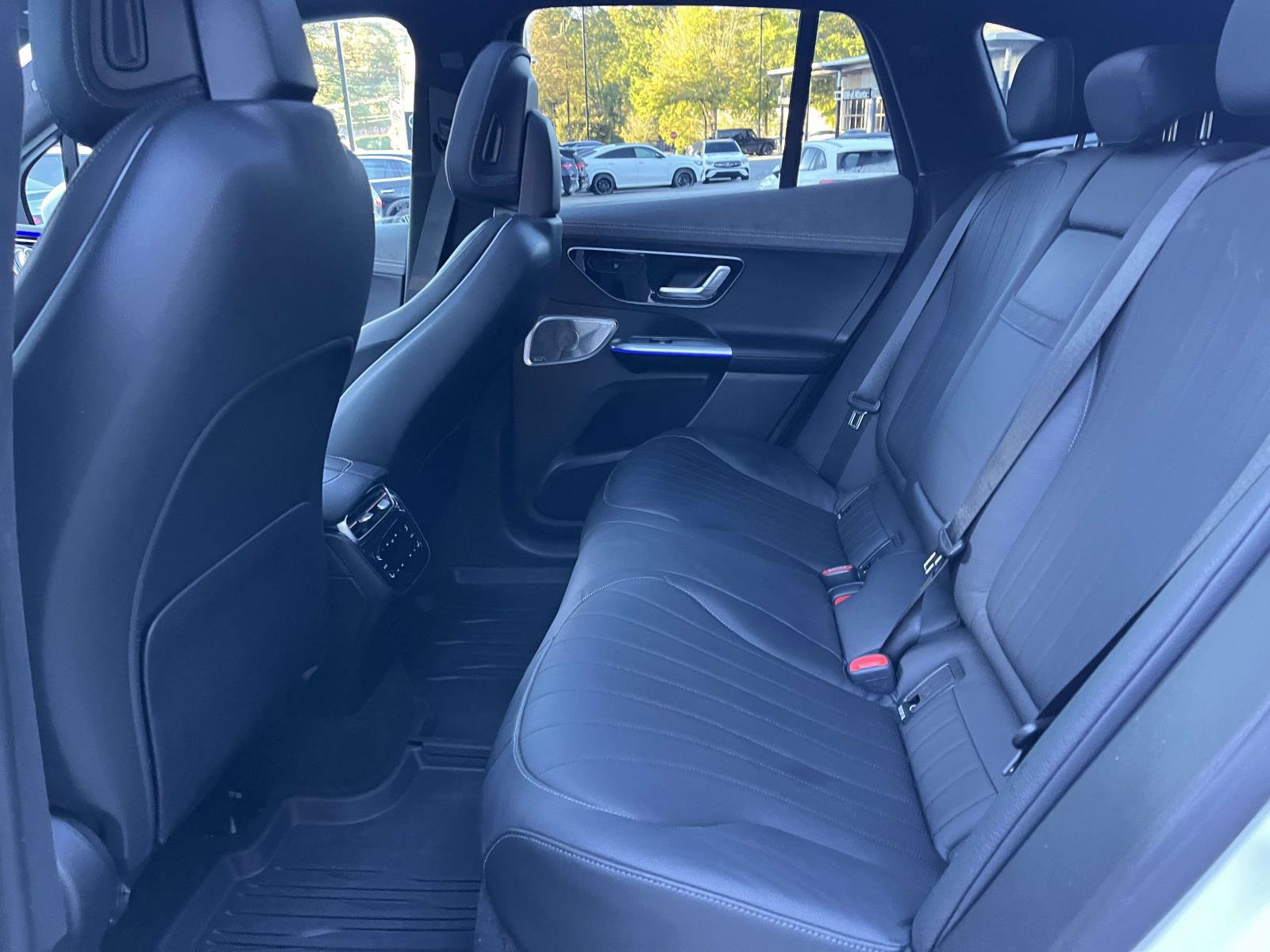 Certified 2023 Mercedes-Benz EQE 500 4MATIC SUV w/ Pinnacle Trim Package image 43