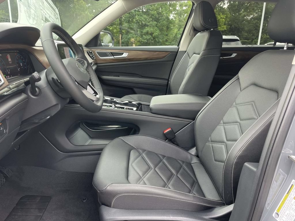 New 2026 Volkswagen Atlas SE FWD image 14