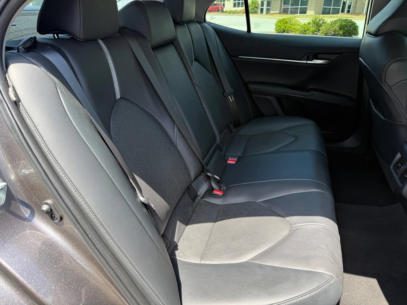 Used 2021 Toyota Camry XSE FWD image 34