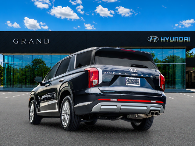 Certified 2025 Hyundai Palisade SEL FWD image 4