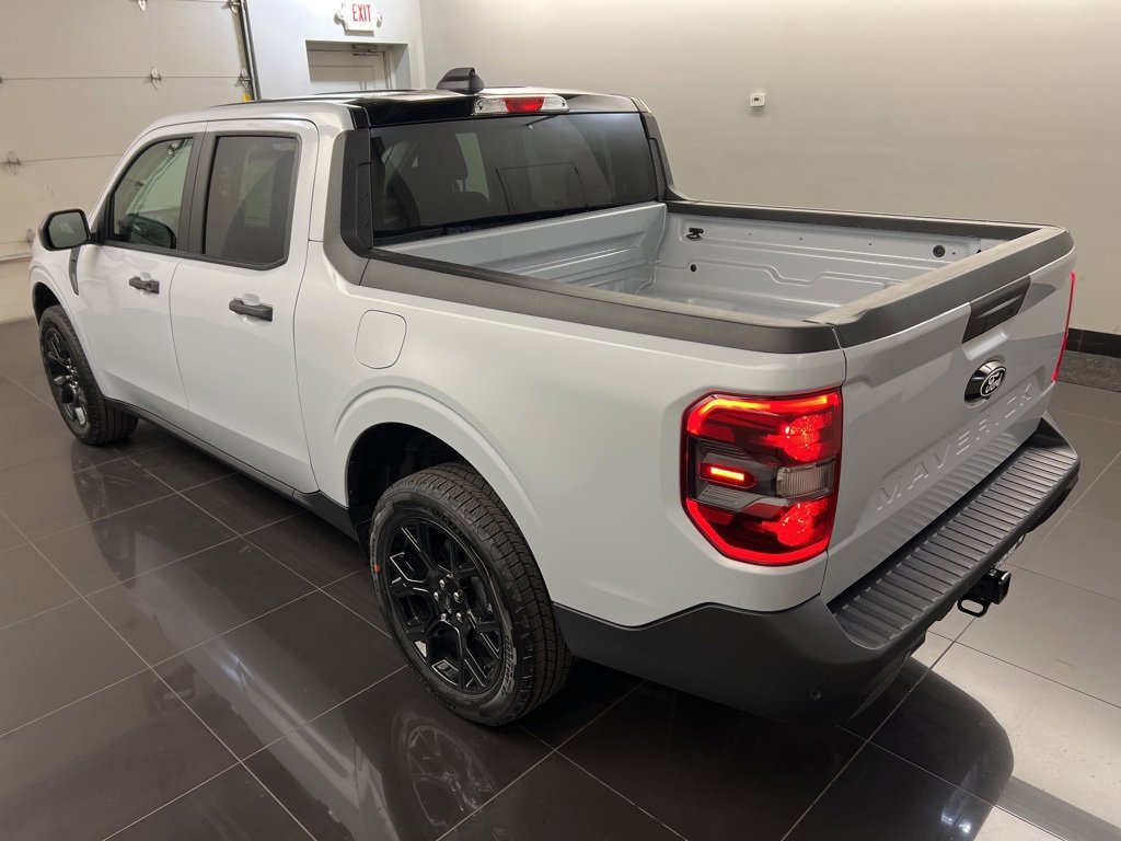 New 2025 Ford Maverick XLT w/ XLT Luxury Package image 4