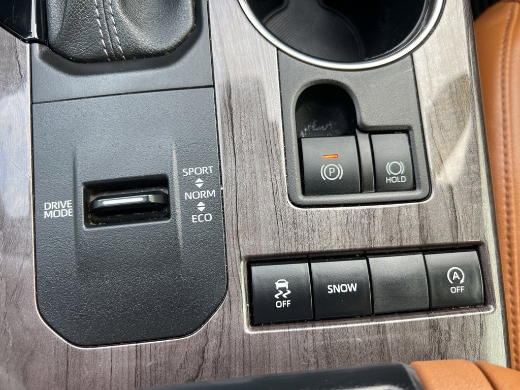 Used 2022 Toyota Highlander Platinum image 7