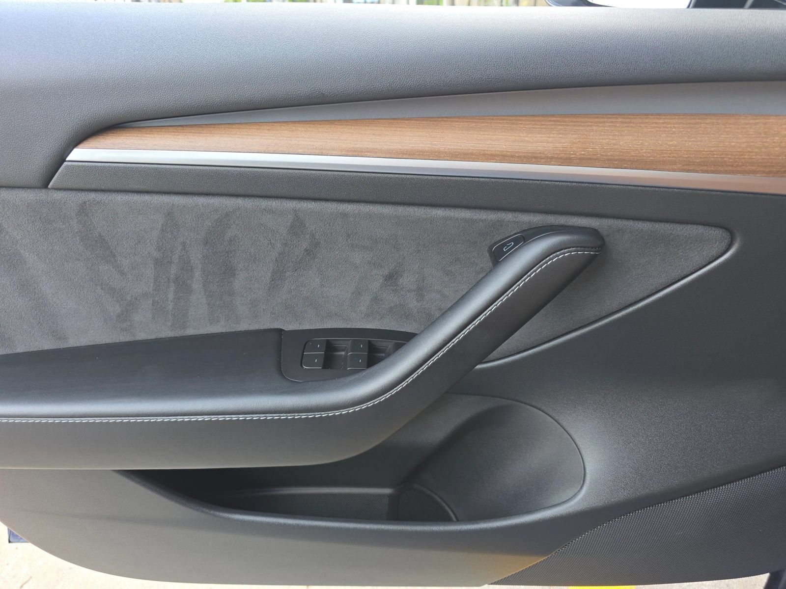 Used 2022 Tesla Model 3 Long Range AWD/4WD image 21