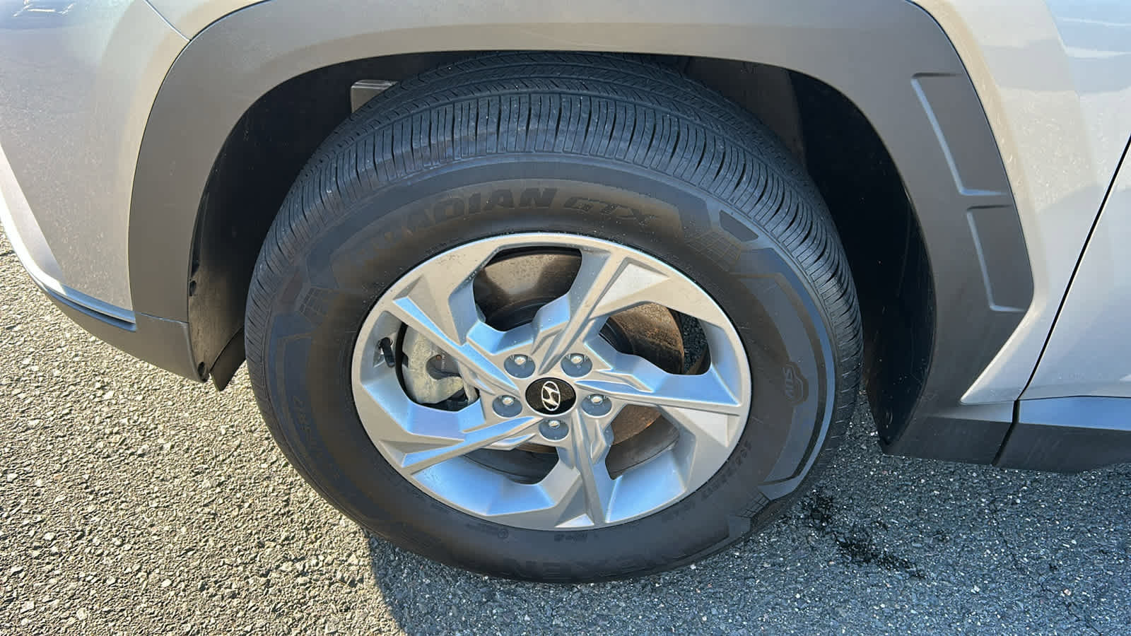 Used 2023 Hyundai Tucson SE image 5