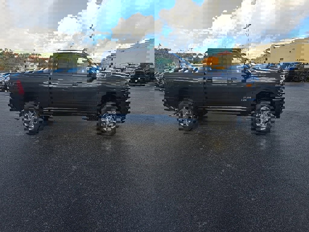 New 2026 RAM 2500 Big Horn image 8