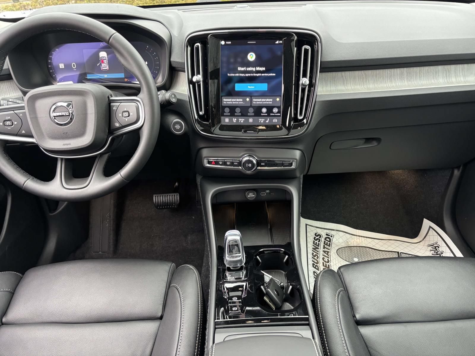 New 2026 Volvo XC40 B5 Plus w/ Protection Package Premier AWD/4WD image 29