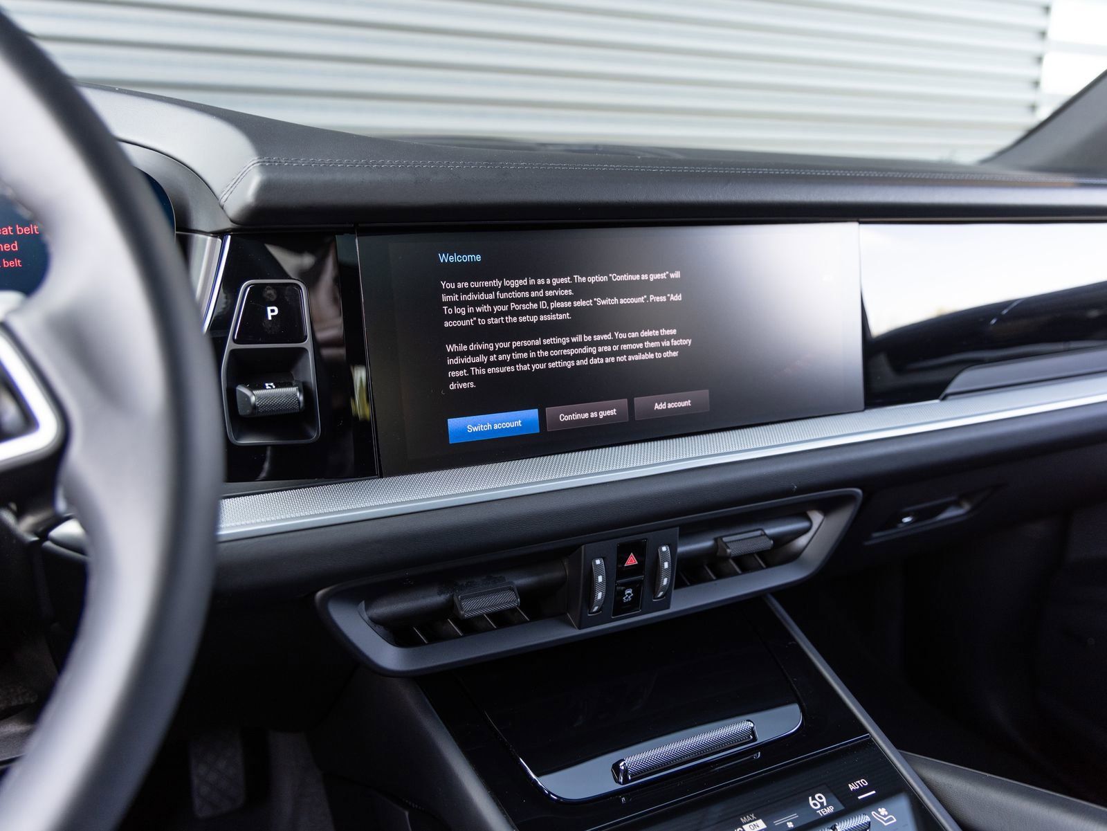 Certified 2025 Porsche Cayenne image 16