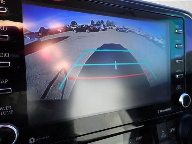 Used 2021 Toyota Highlander L image 21