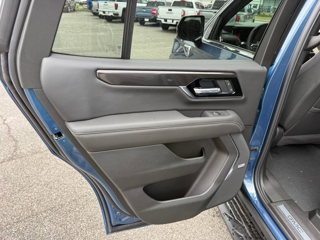 New 2026 GMC Yukon Elevation w/ Elevation Premium Package image 21