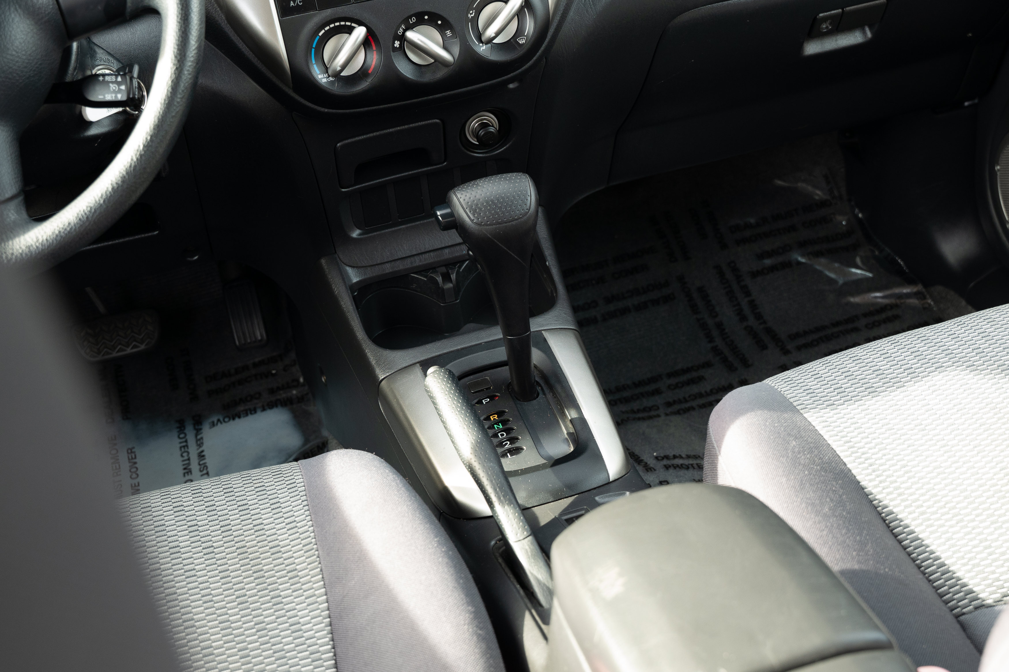 Used 2005 Toyota RAV4 2WD image 11