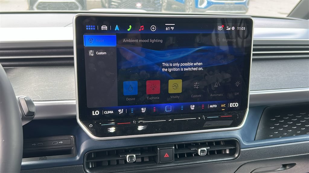 New 2025 Volkswagen ID. Buzz Pro S RWD image 16