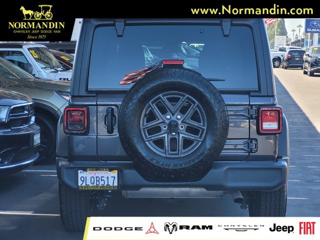 Used 2024 Jeep Wrangler Unlimited Sport AWD/4WD image 5