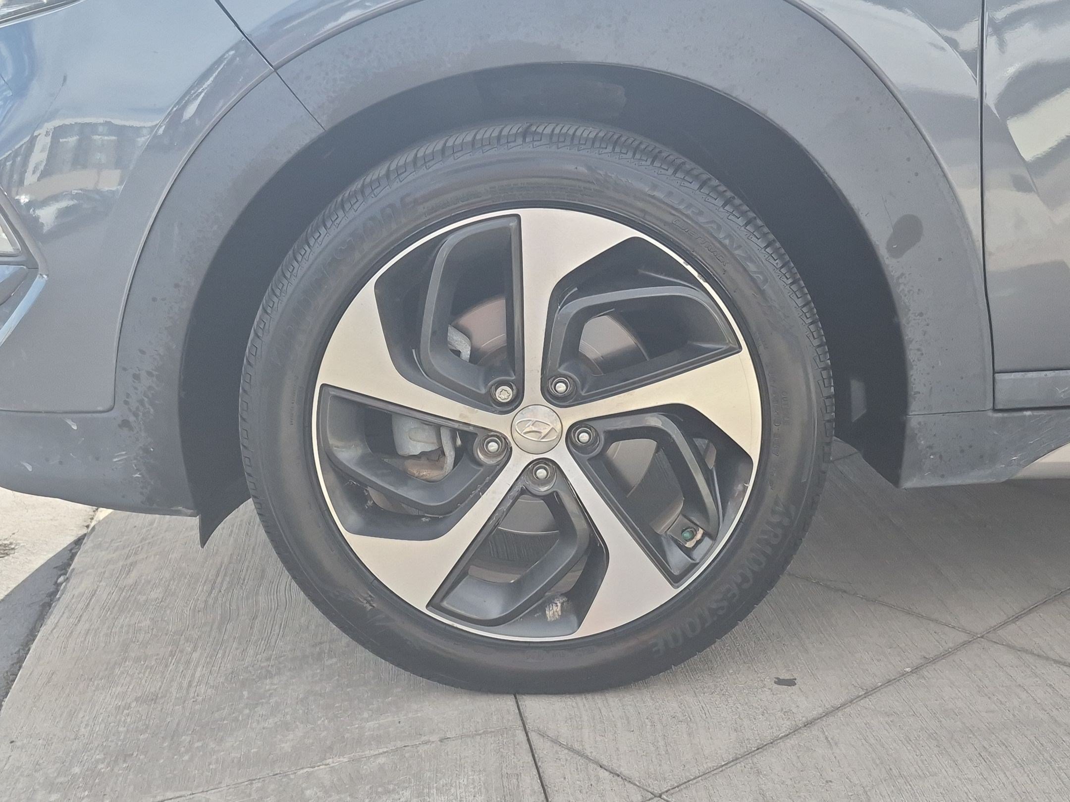 Used 2017 Hyundai Tucson Sport FWD image 12