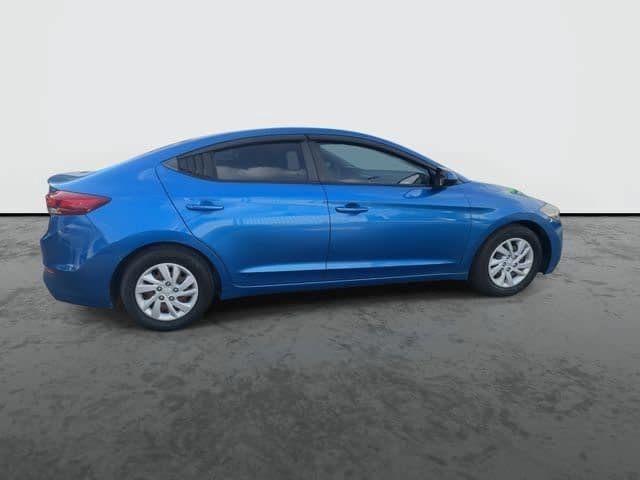 Used 2018 Hyundai Elantra SE FWD image 10