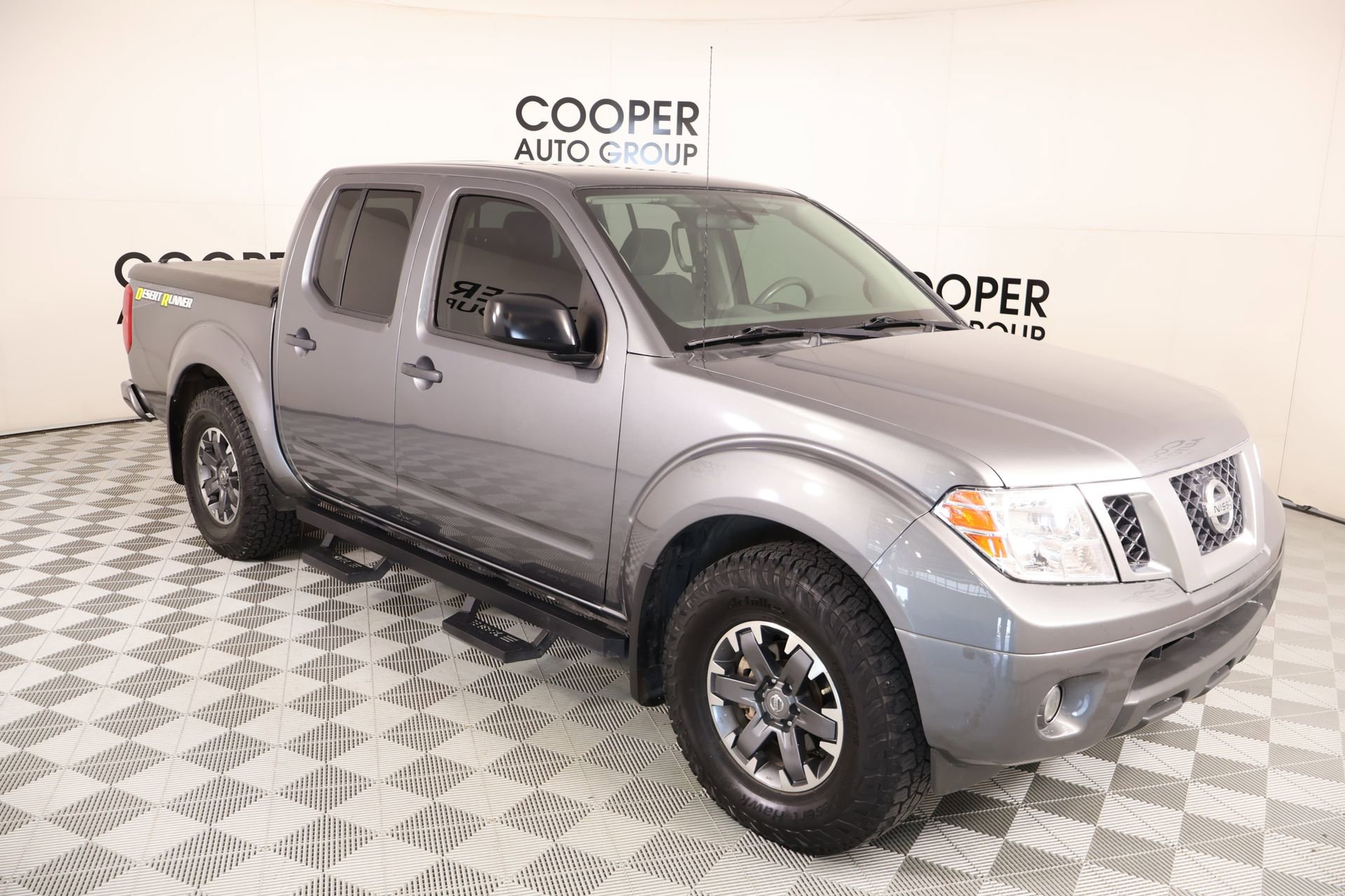 Used 2019 Nissan Frontier Desert Runner RWD image 1