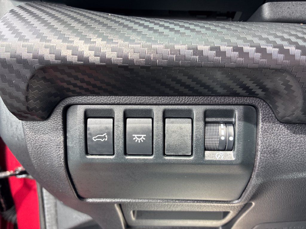 Used 2025 Subaru Ascent Premium AWD/4WD image 32