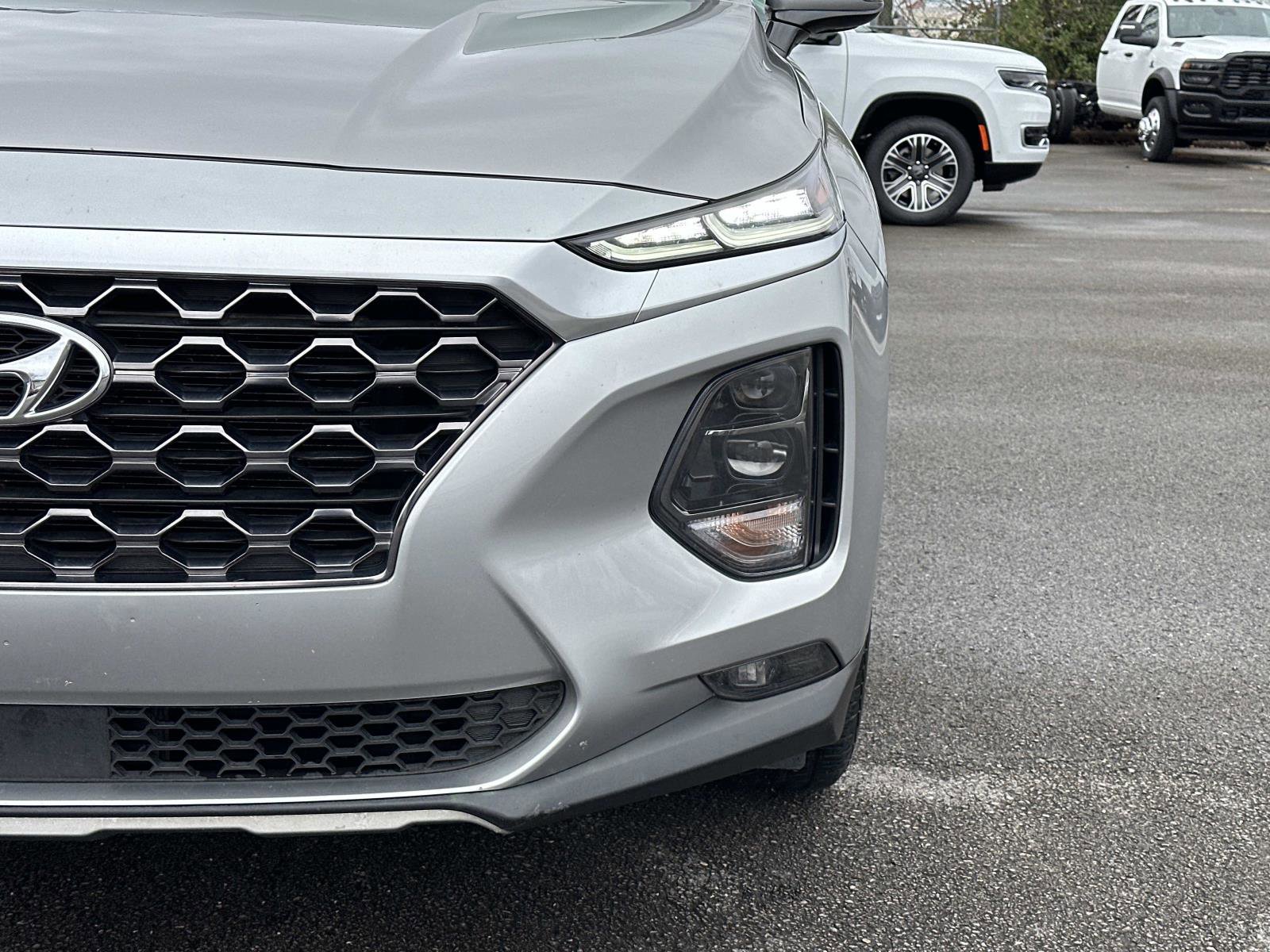 Used 2020 Hyundai Santa Fe SEL w/ Convenience + Premium Package image 10