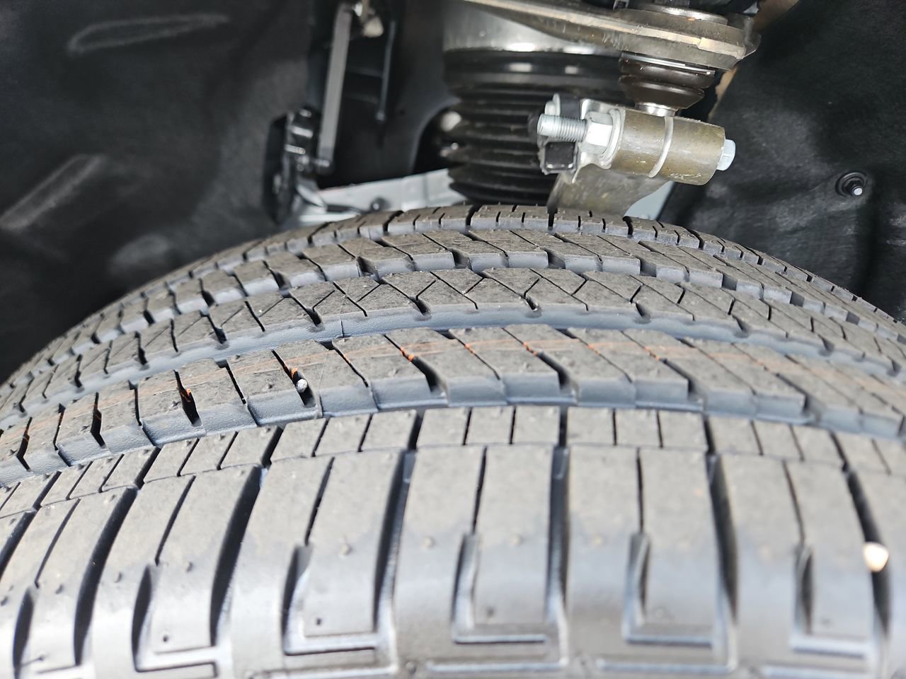 New 2025 Jeep Grand Cherokee Overland w/ Adv Protech Group III image 10