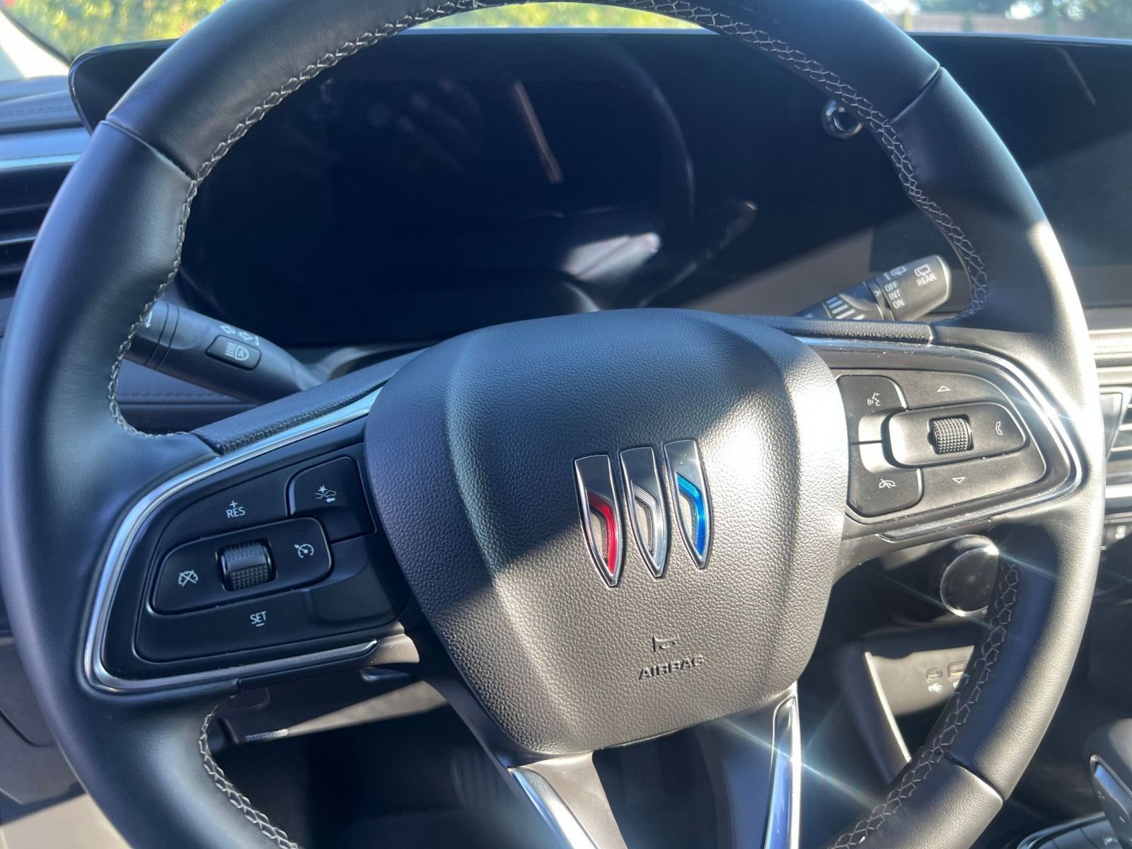 Used 2025 Buick Encore GX Preferred image 28