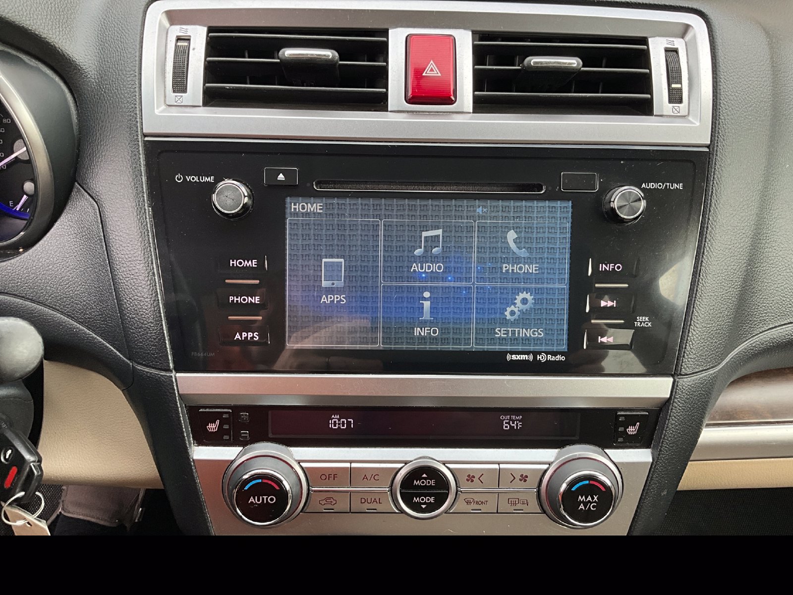 Used 2015 Subaru Outback 2.5i Limited AWD/4WD image 18
