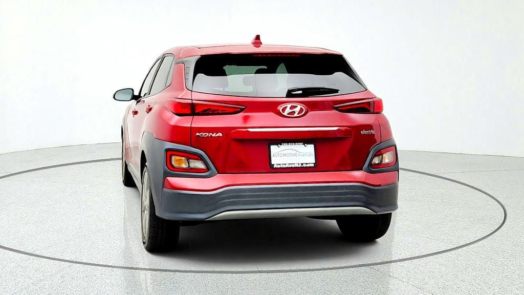 Used 2021 Hyundai Kona Ultimate FWD image 6