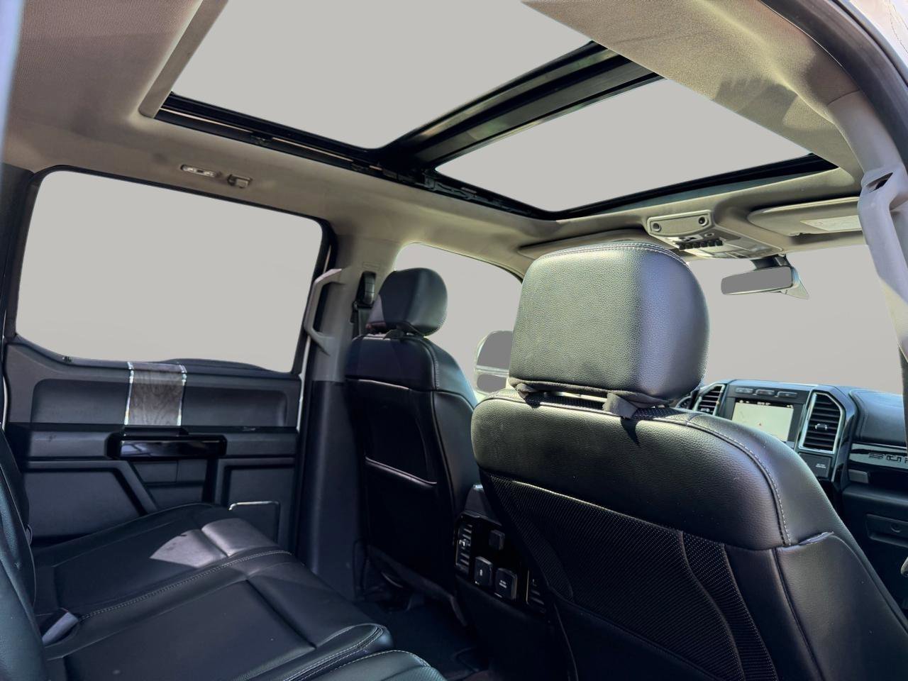 Used 2018 Ford F350 Lariat w/ Lariat Ultimate Package image 45