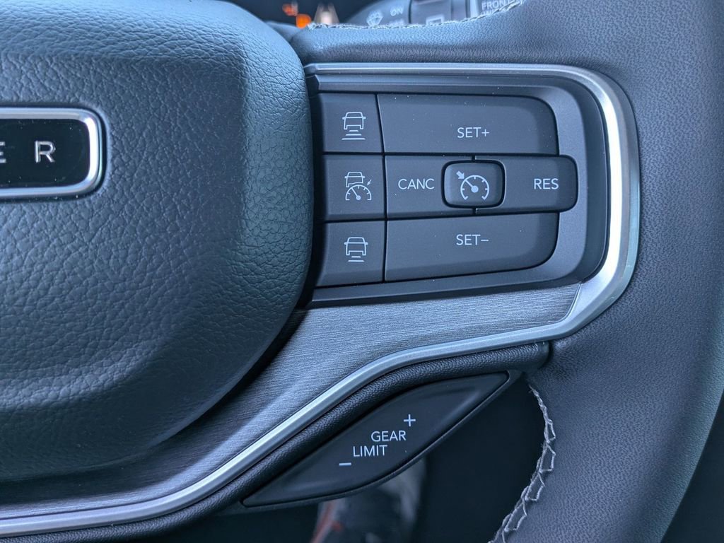 New 2025 Jeep Wagoneer Series II w/ Convenience Group I image 21