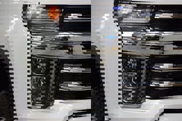 Used 2022 Chevrolet Silverado 2500 High Country w/ Safety Package II image 6