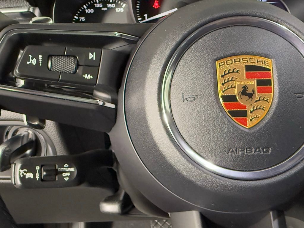 New 2026 Porsche Macan image 35