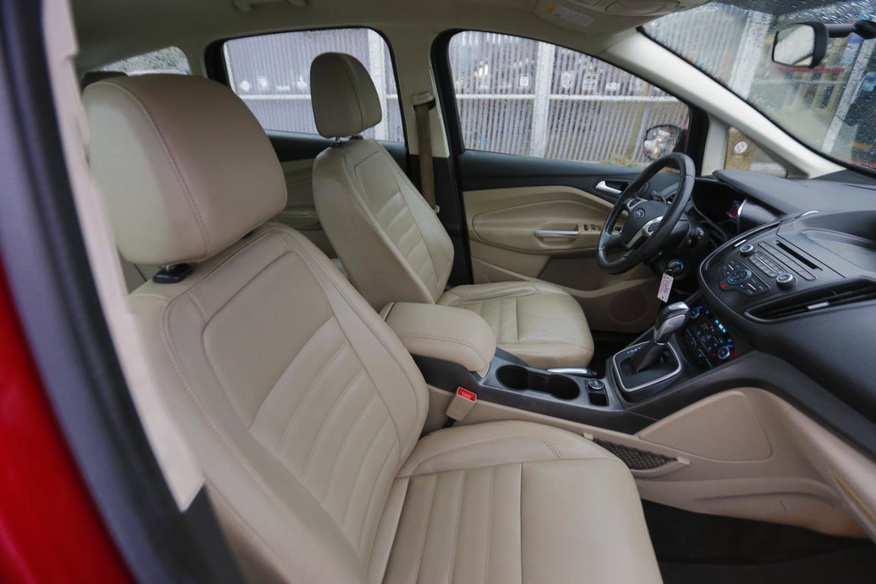 Used 2017 Ford C-MAX Energi SE w/ Equipment Group 402A image 19