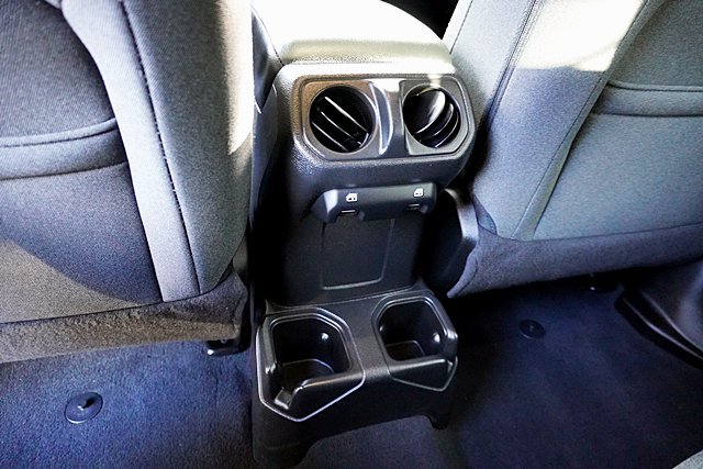 Used 2024 Jeep Wrangler Unlimited Sport AWD/4WD image 26