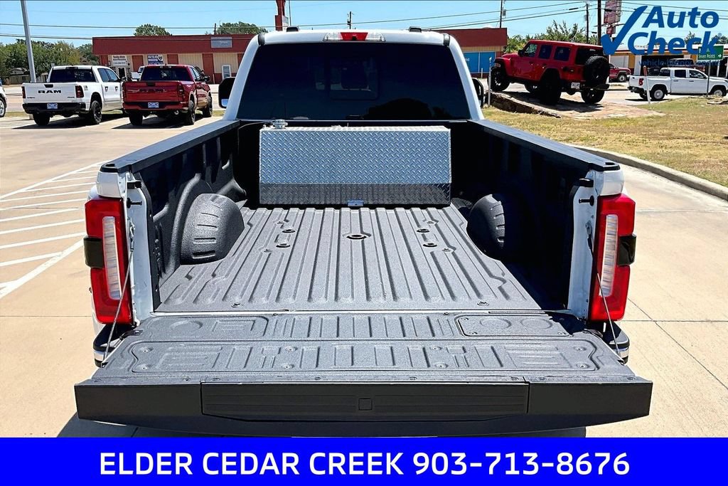 Used 2025 Ford F350 Lariat AWD/4WD image 15