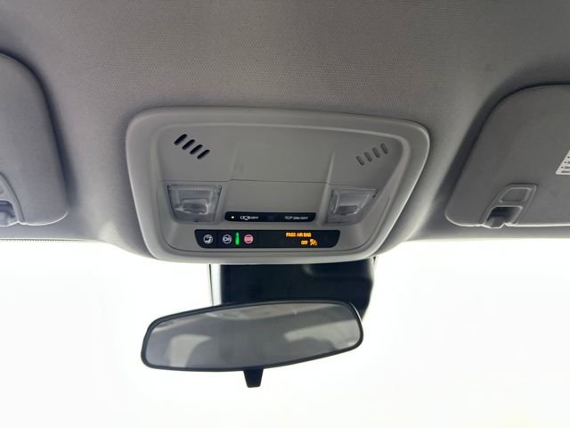 Used 2023 Chevrolet Malibu LT image 24