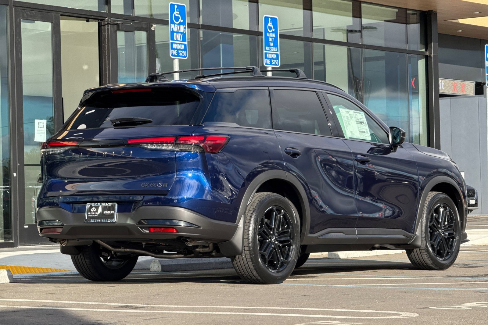 New 2026 INFINITI QX60 Sport w/ Dark Cargo Package image 5