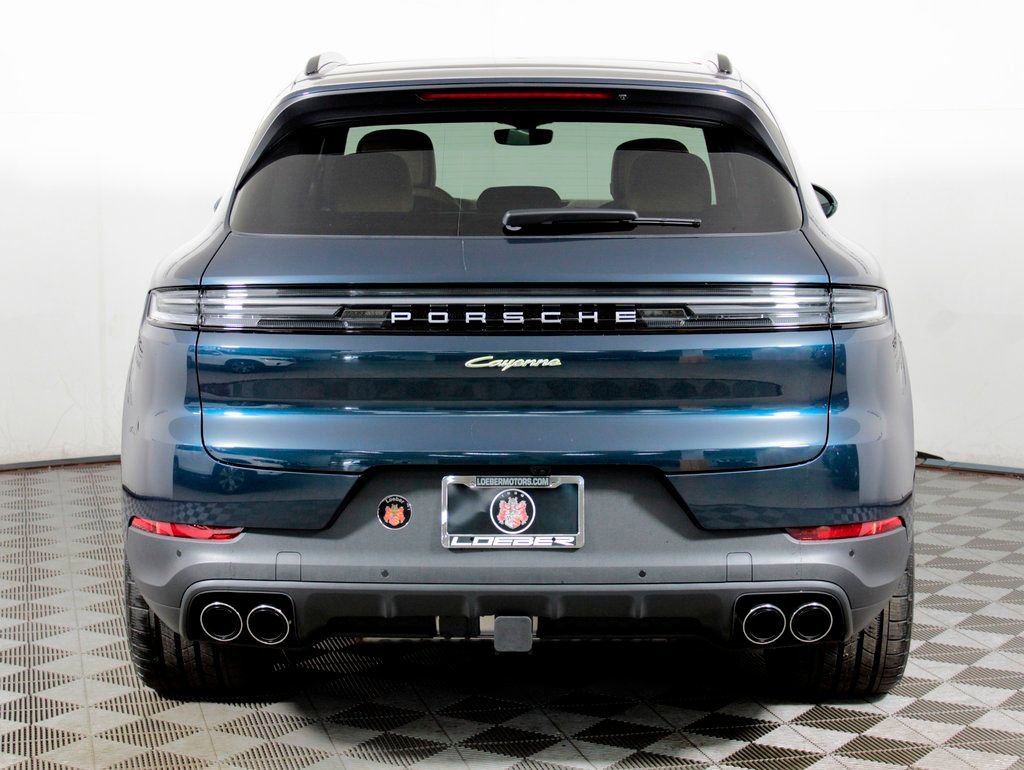 Certified 2026 Porsche Cayenne E-Hybrid AWD/4WD image 6