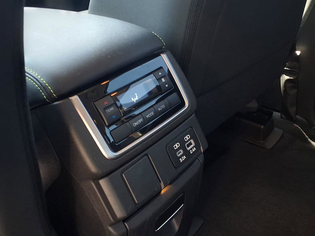 Used 2024 Subaru Ascent Onyx Edition AWD/4WD image 29